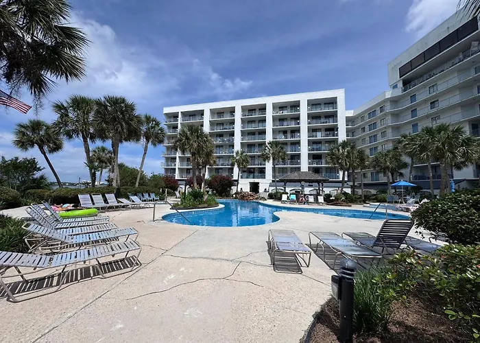 Surf & Racquet Club